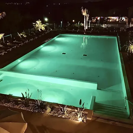 Sunset Holiday park *